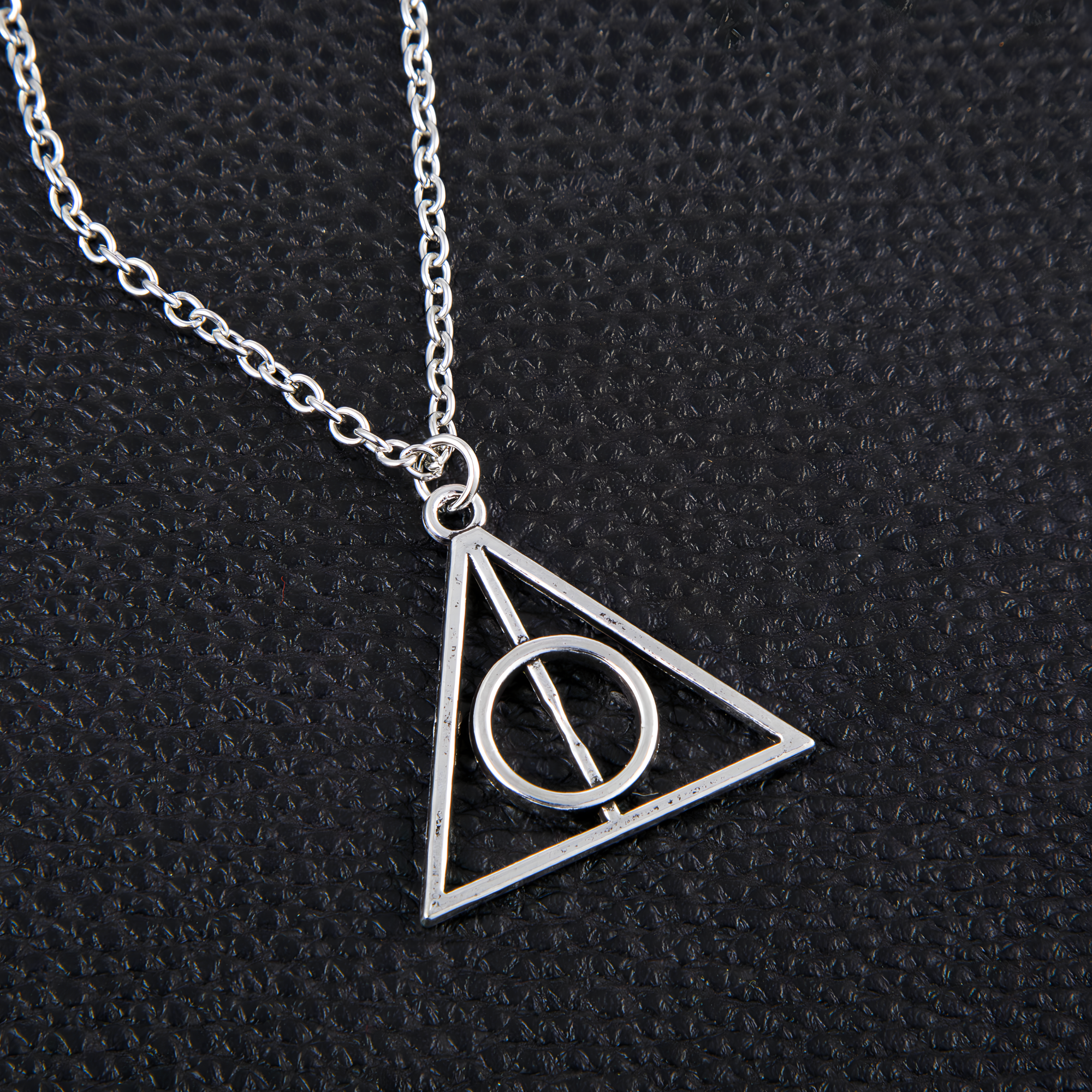 Collar Reliquias de la Muerte - Harry Potter