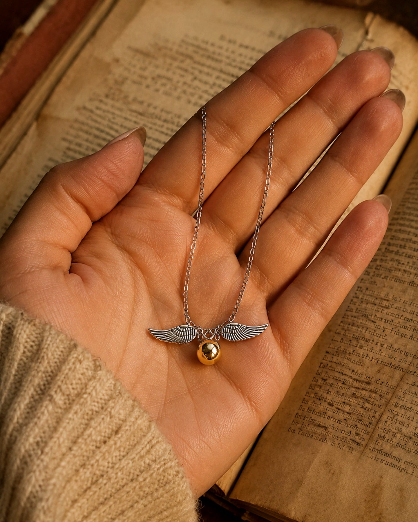 Collar Snitch - Harry Potter