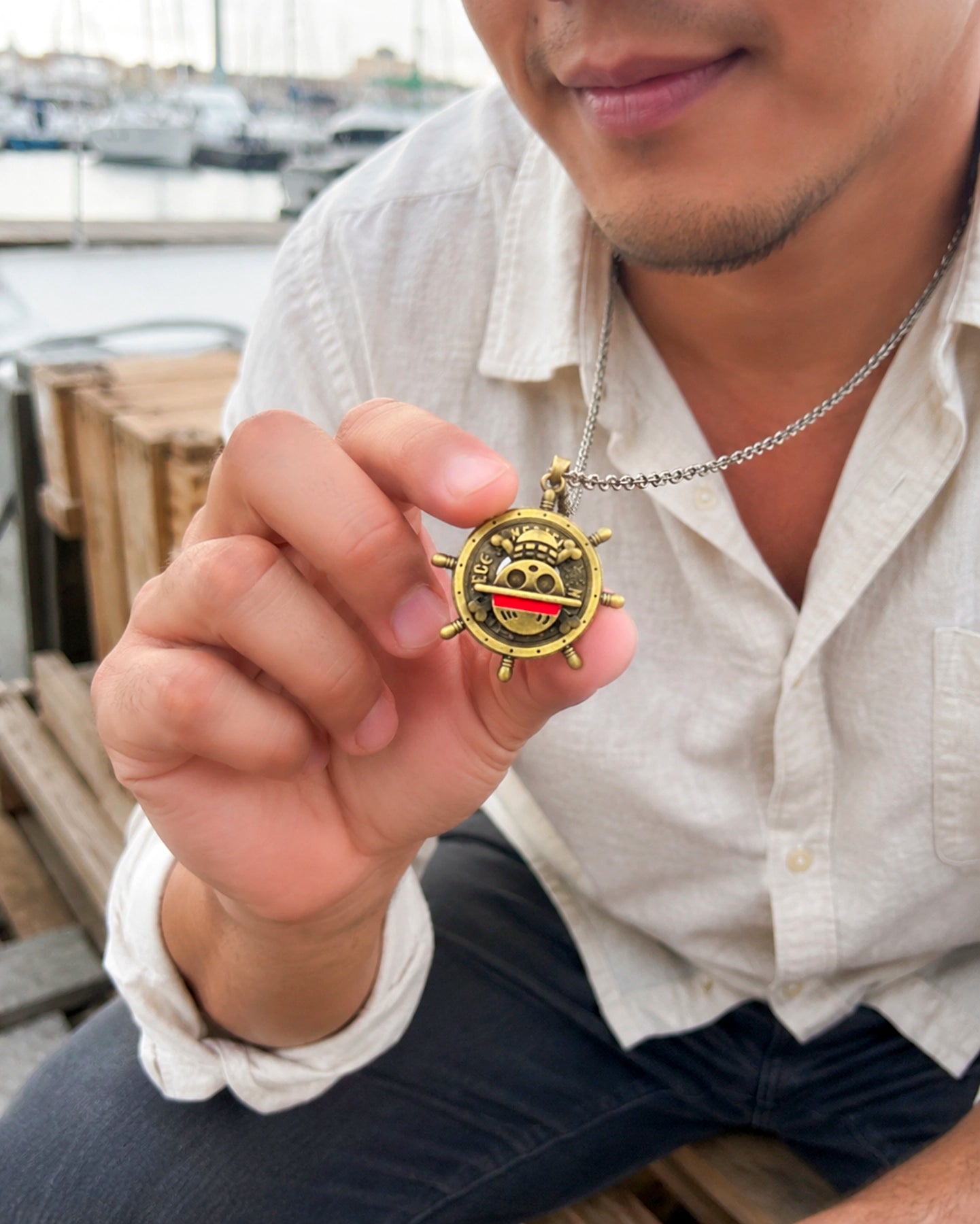 Collar Timón Pirata Giratorio – One Piece
