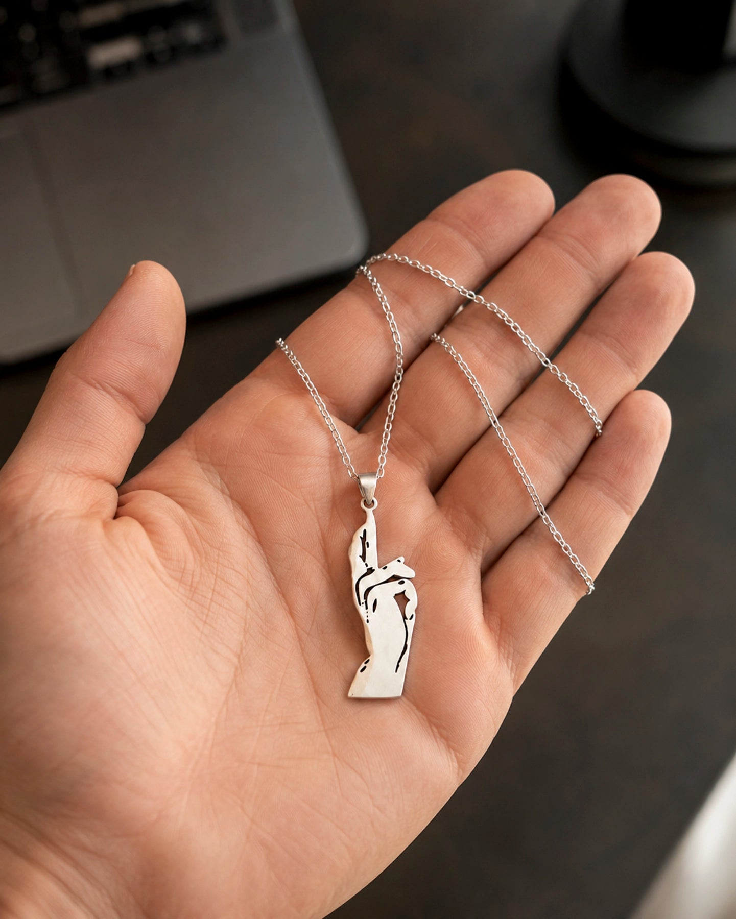 Collar Mano Hechicera – Jujutsu Kaisen